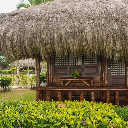 Hijo Resorts Davao Tagum Exterior foto