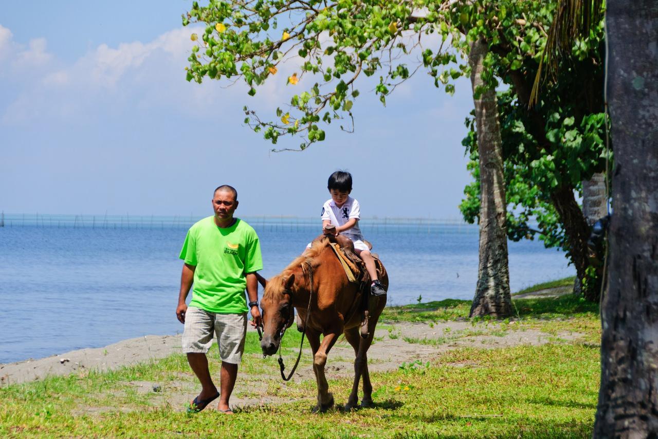 Hijo Resorts Davao Tagum Exterior foto